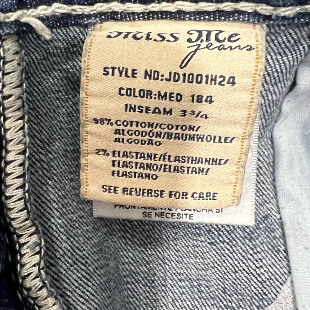 MISS ME DENIM BRAND: Distressed Signature Shorts - Picture 9 of 9